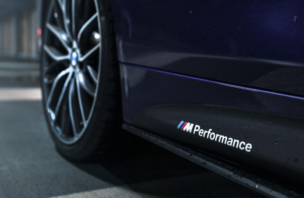 4 5 Serie mperformance 1.jpg