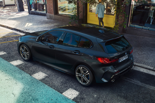 bmw-1-series-m135i-inspire-mg-exterior-interior-desktop-02.jpg