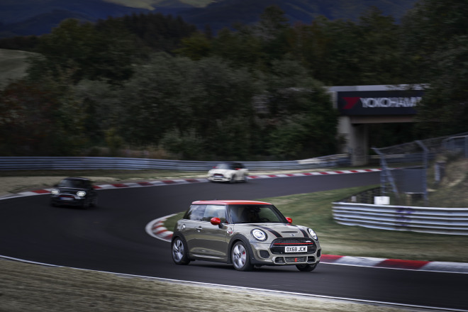 P90331903_highRes_mini-john-cooper-wor.jpg