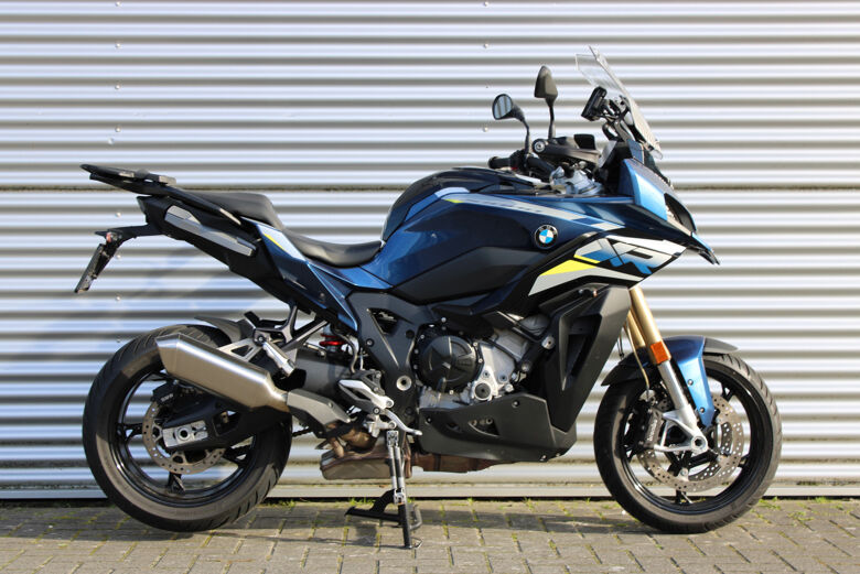 vehicle-background-image