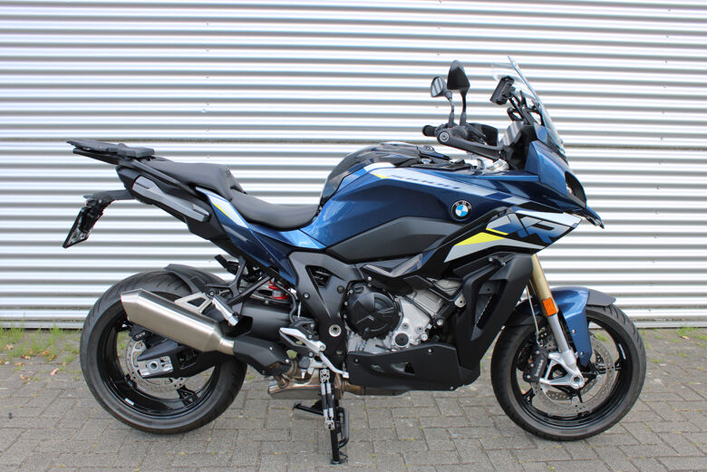 vehicle-background-image