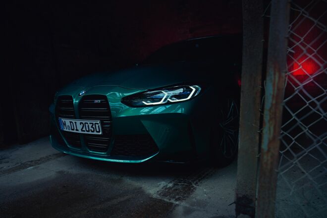 _content_dam_bmw_marketBMW_M_common_topics_magazine-article-pool_2019_bmw-m-wallpaper_bmw-m3-limousine-mi-03