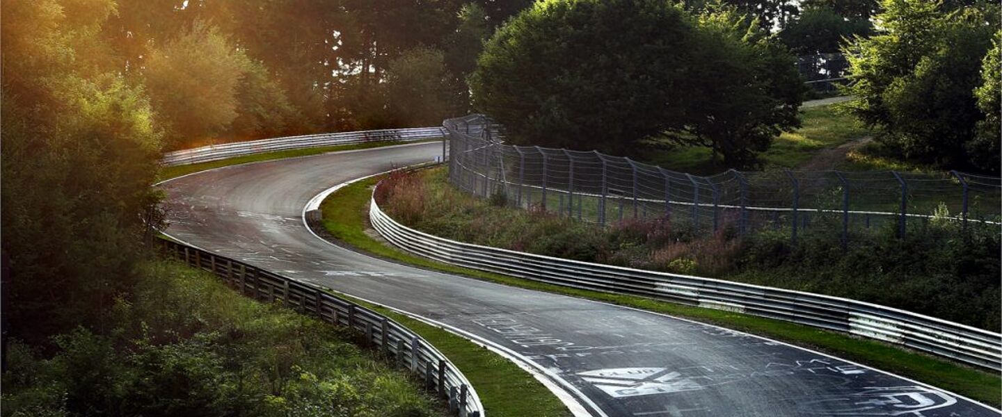 nurburgring-wallpaper-1024x685.jpg