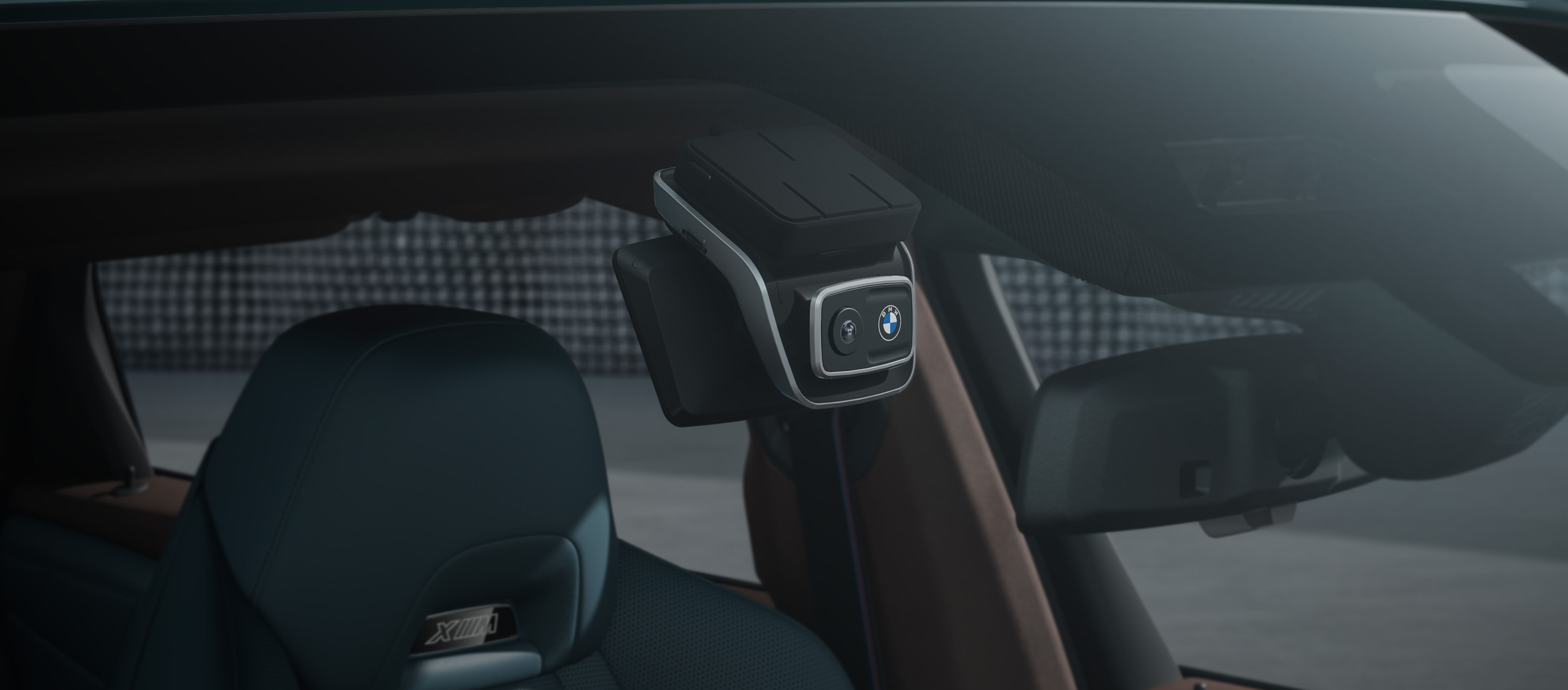 BMW Advanced Car Eye 3.0 Pro voor- en achterkant