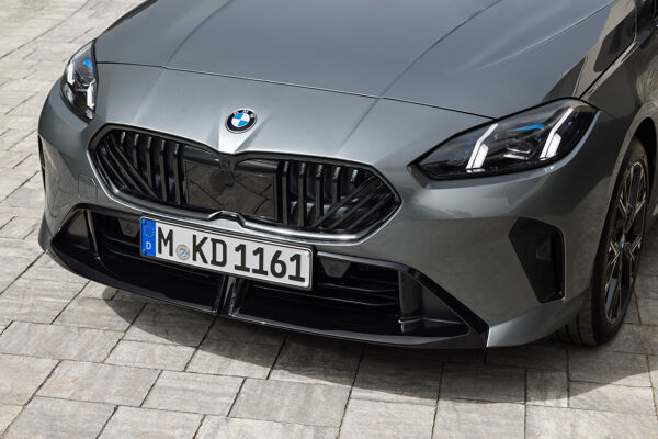 P90550864_highRes_the-all-new-bmw-1-se.jpg