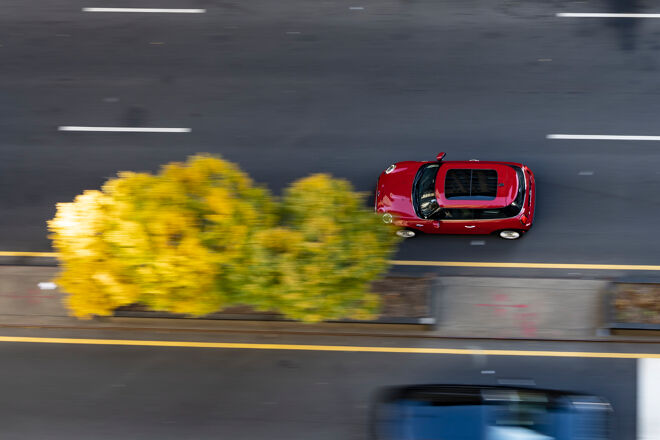 P90482558_highRes_mini-cooper-se-10-20.jpg