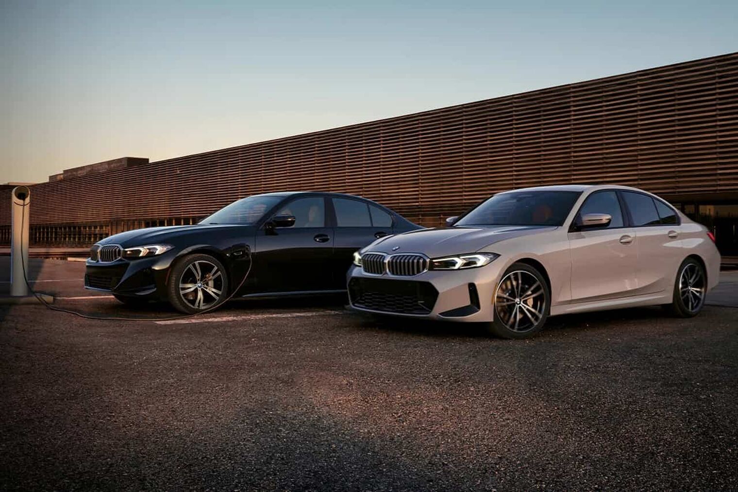 2023-BMW-330e-plug-in-hybrid-charging