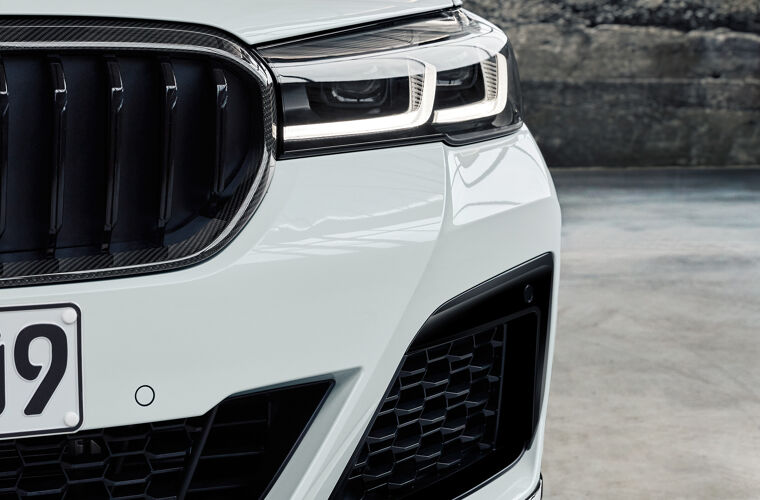 P90394283_highRes_the-new-bmw-5-series