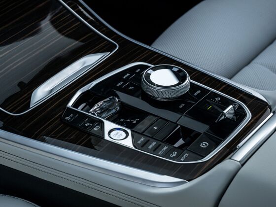 P90489818_lowRes_the-new-bmw-x5-xdriv