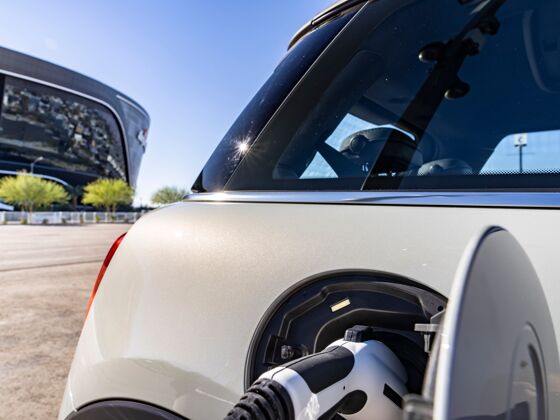 P90474821_lowRes_mini-cooper-se-09-20