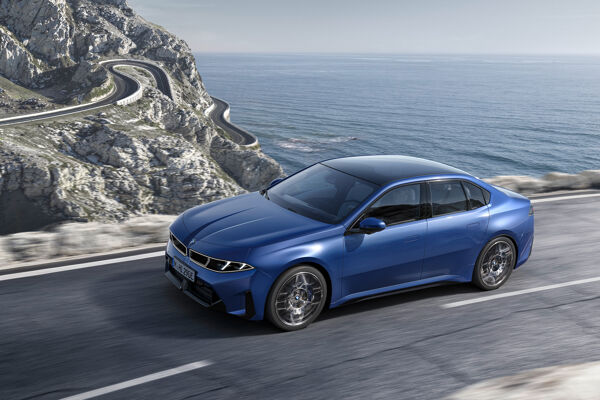 P90632489_highRes_the-new-bmw-i3-50-xd