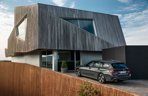 P90352571_highRes_the-new-bmw-3-series