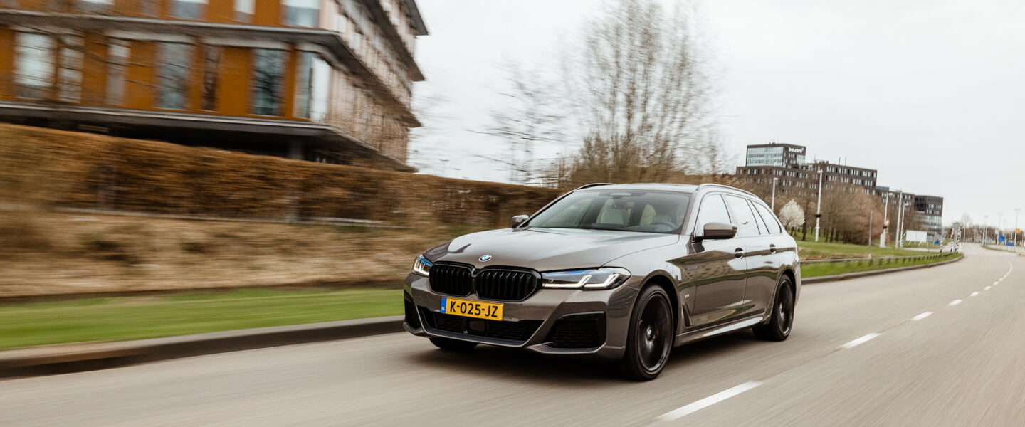 BMW530iTouring-41