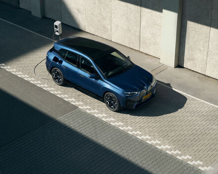 gijs-spierings_2022-bmw-emobility-4