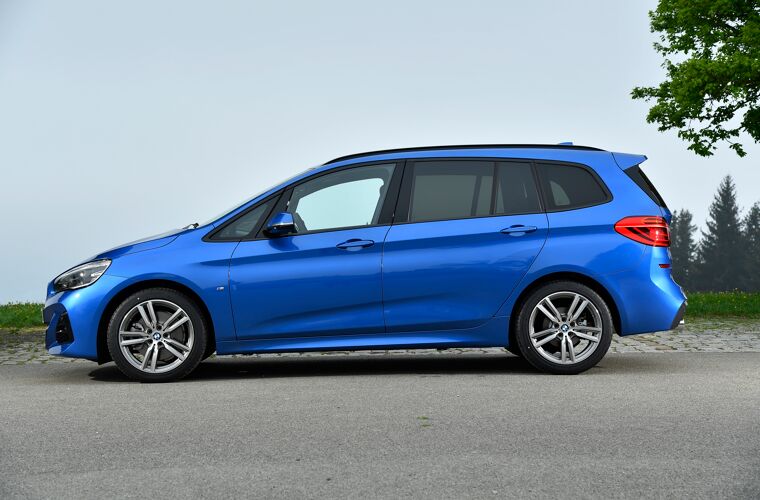 P90305295_highRes_the-new-bmw-2-series