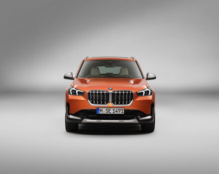 P90465660_highRes_the-all-new-bmw-x1-x