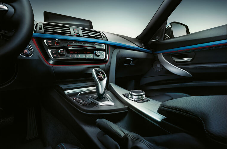 bmw-3-series-gran-turismo-inspire-highlight-desktop-04