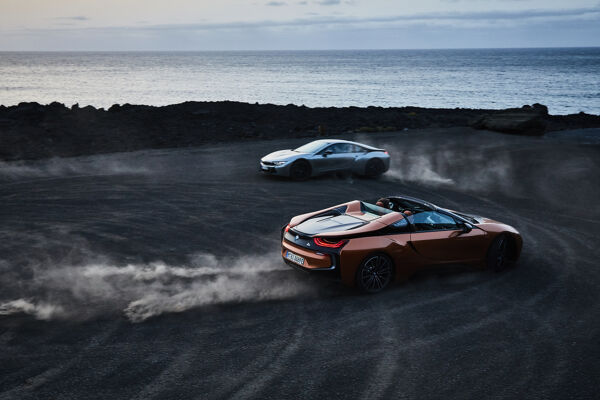 P90285402_highRes_the-new-bmw-i8-roads