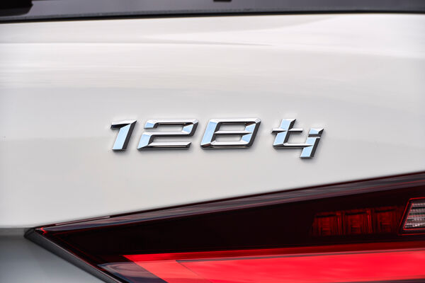 P90402202_highRes