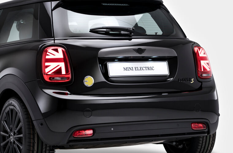 MINI Cooper SE - Black Edition 9
