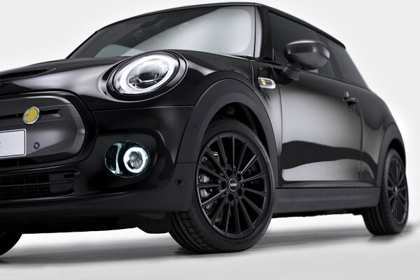 MINI Cooper SE - Black Edition 7