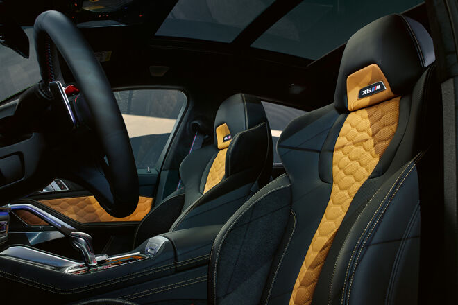 bmw-x6-m-inspire-highlights-competition-desktop-04.jpg