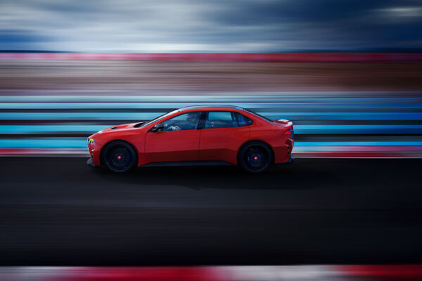 DI26_000416155_V2_O_sRGB_BMW-M-Concept-NEUE-KLASSE---Launch-Campaign.jpg