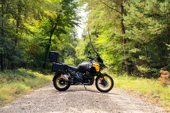 mbjp_bmw_r1300_gs_adventure_aurum-edition_17-2