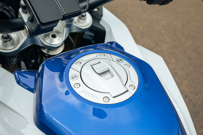 MVF_F900XR 48