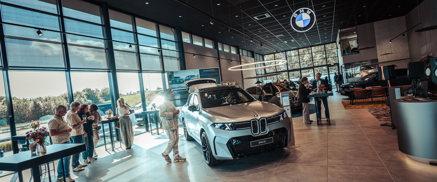 MVF_BMWX5introductie_OD G 050926 22