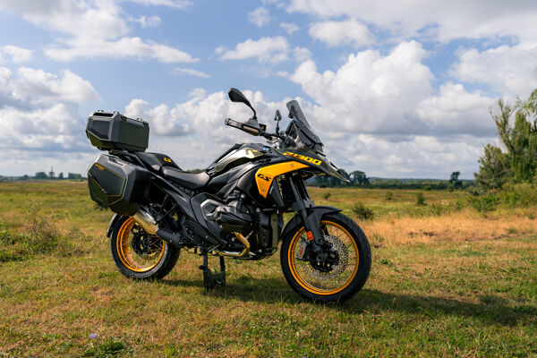 mbjp_bmw_r1300_gs_aurum-edition_4