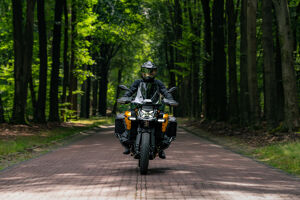 mbjp_bmw_r1300_gs_adventure_aurum-edition_21