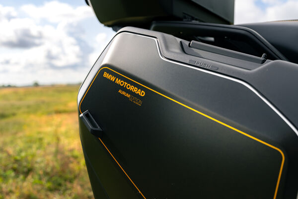 mbjp_bmw_r1300_gs_aurum-edition_9