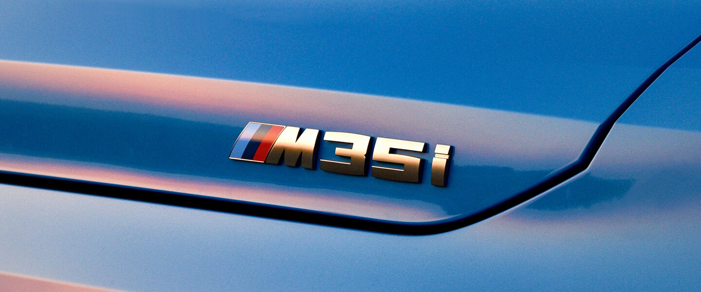 x2 m35i.jpg