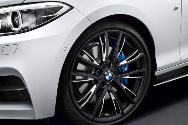 BMW-M-Performance-2-Series-Convertible-wheels.jpg