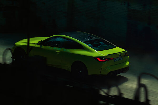 bmw-4-series-coupe-m-automobiles-gallery-impressions-m4-competition-04-desktop.jpg