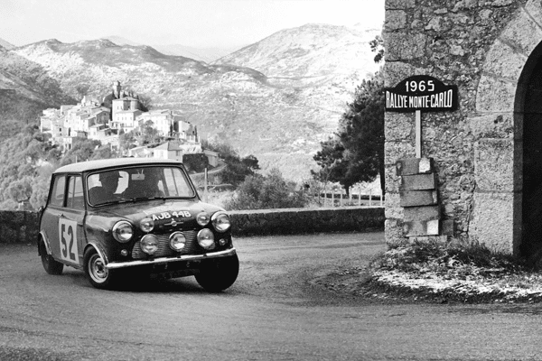 mini-jcw-heritage-wide.webp