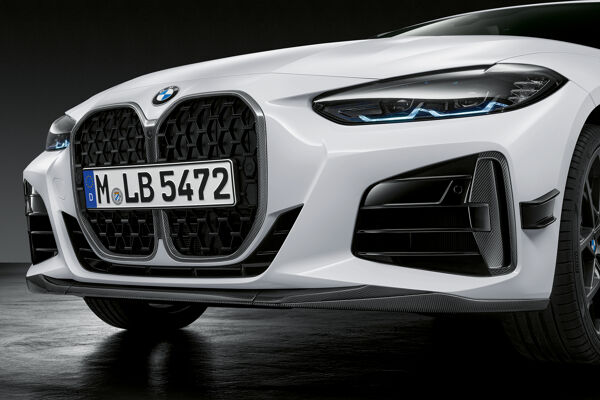 P90390684_highRes_the-all-new-bmw-4-se.jpg