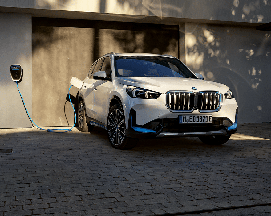 Van Laarhoven • Dé Officiële BMW Dealer van Brabant