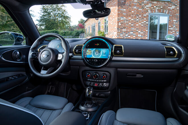 P90486076_highRes_mini-cooper-s-clubma.jpg